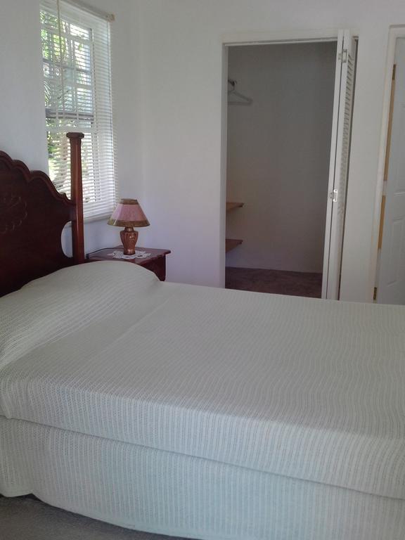 Polish Princess Guest House ปอร์ตอันโตนิโอ ภายนอก รูปภาพ