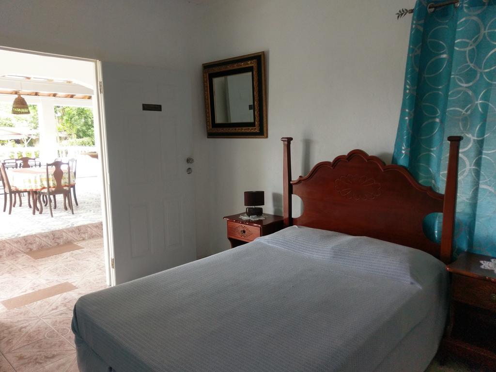 Polish Princess Guest House ปอร์ตอันโตนิโอ ภายนอก รูปภาพ