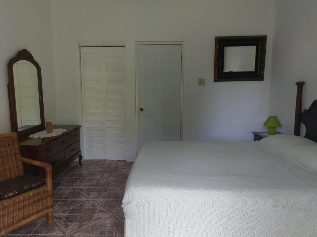 Polish Princess Guest House ปอร์ตอันโตนิโอ ภายนอก รูปภาพ