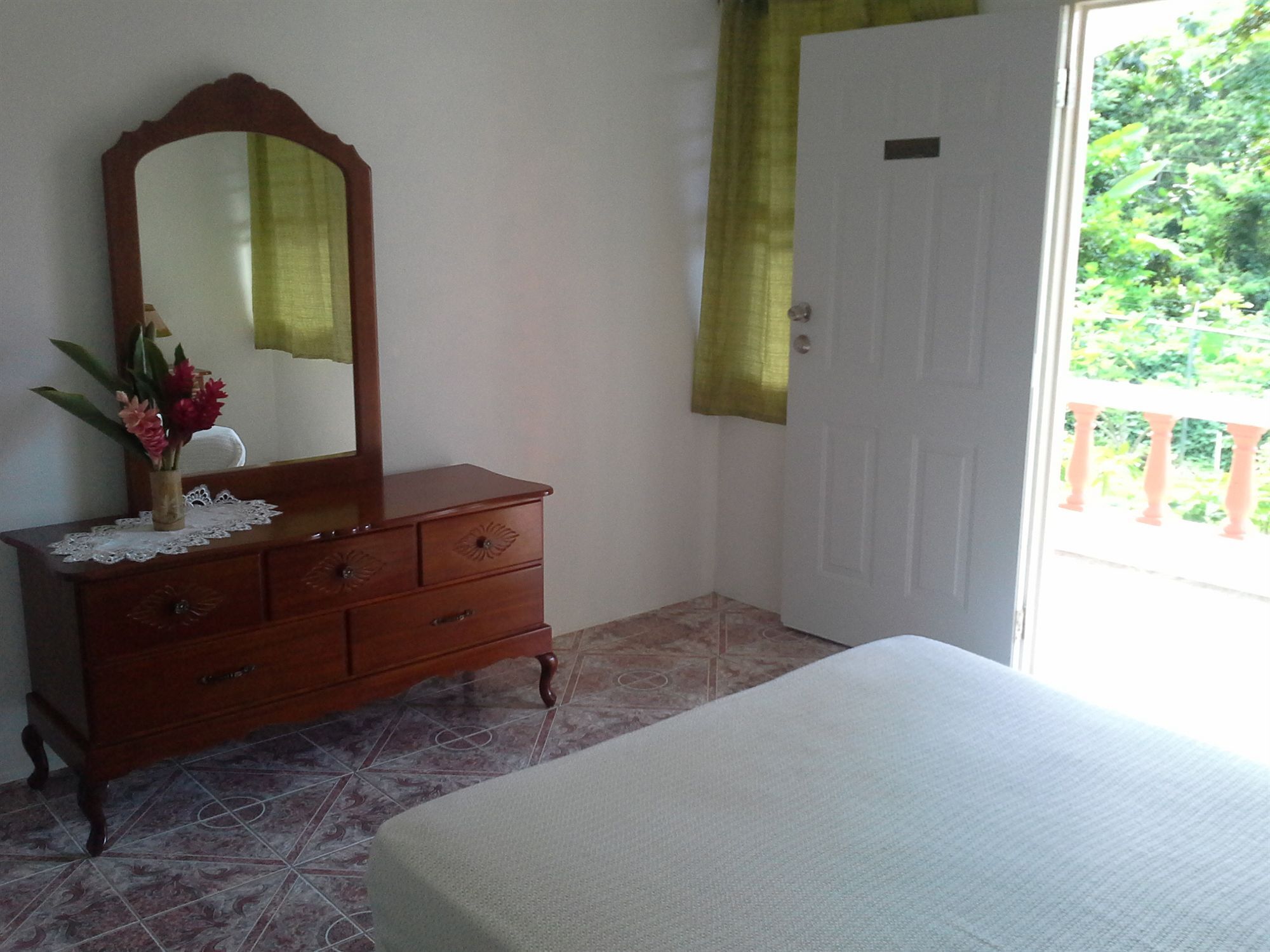 Polish Princess Guest House ปอร์ตอันโตนิโอ ภายนอก รูปภาพ